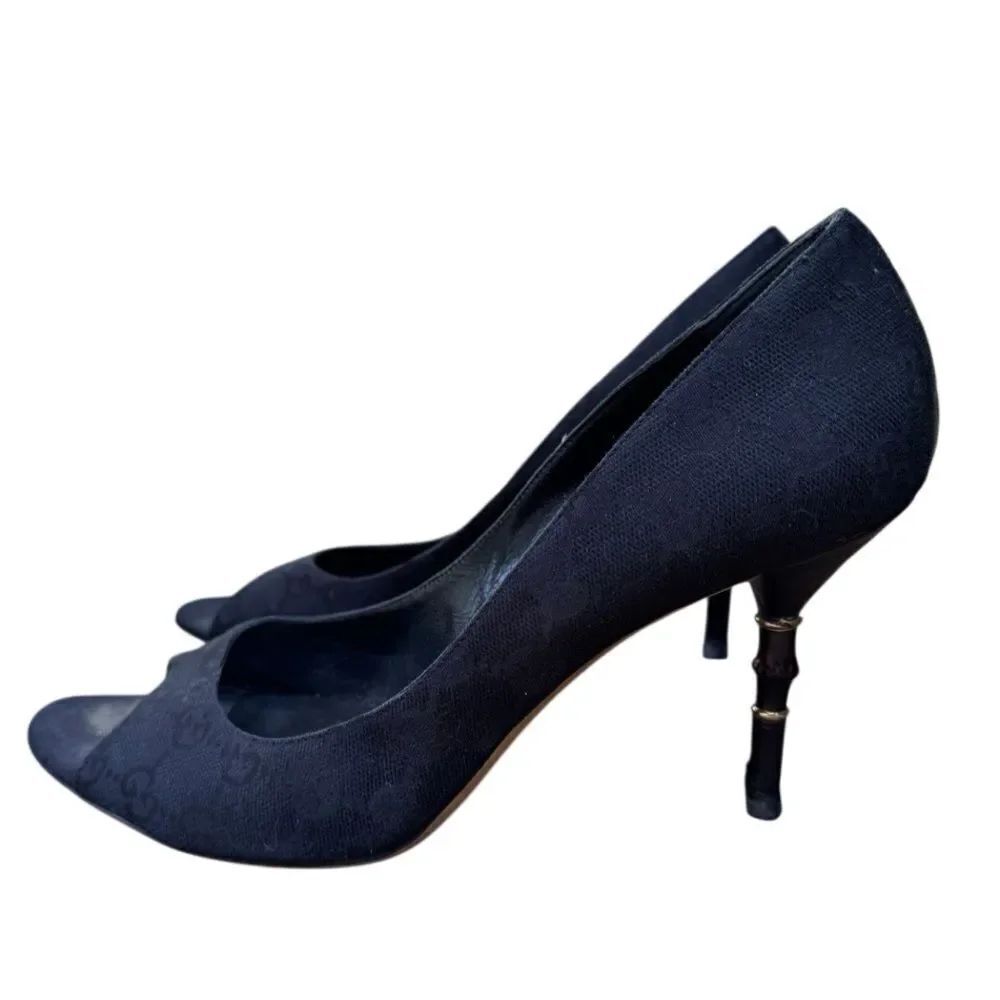 Gucci Vintage GG Cloth Canvas Peep Toe Bamboo Heels in Black Size 9.5 (39.5)
